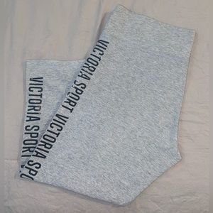 Victoria’s Secret capri leggings